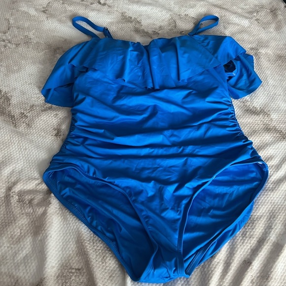 La Blanca Blue Ruffled One Piece Swimsuit Size 18W - Picture 4 of 8